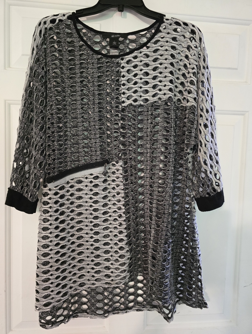 Ali Miles Open-Knit Black & White Tunic Sweater